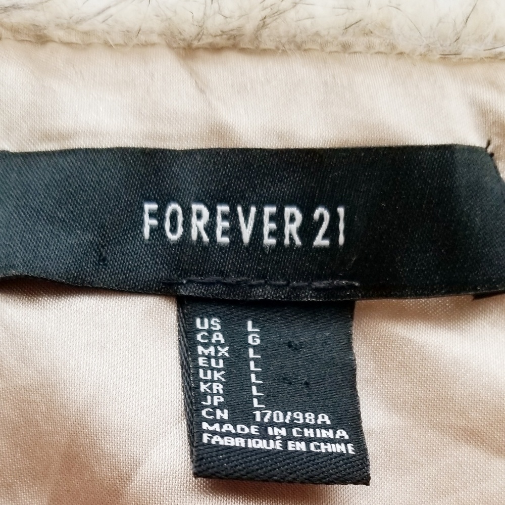 2×($20) FAUX FUR VEST BY FOREVER 21, TAN SIZE L - Picture 5 of 8